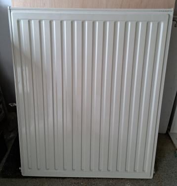 RADSON RADIATOR 75 X 90 H incl ophangbeugels