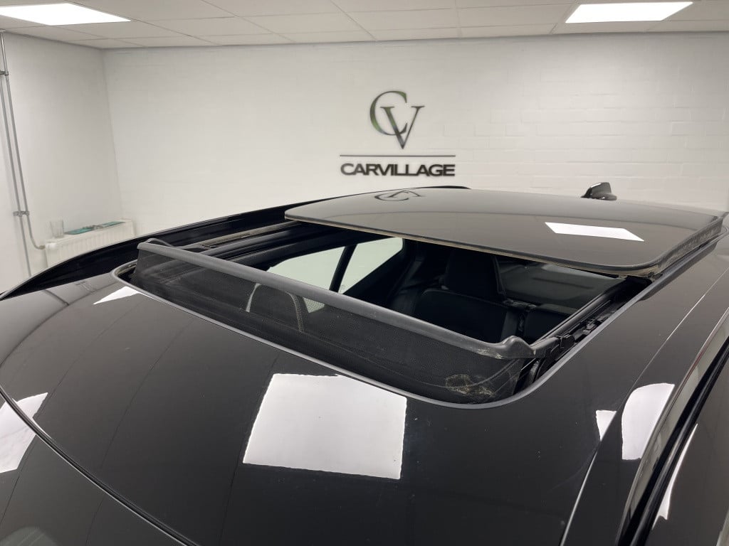 Volvo XC40 1.5 t5 recharge r-design | thunder grey | pano | trekhaak | 262p