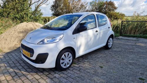 Peugeot 107 5drs/airco/bj.2013