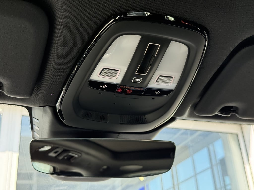Volvo XC60 t6 398pk recharge ultra black edition| full options !