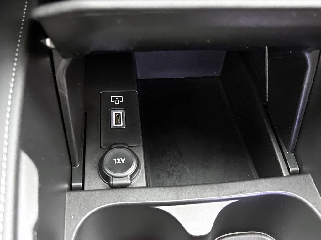 Ds Ds 4 130pk automaat trocadero | rijklaar | panoramadak | adaptive cruise
