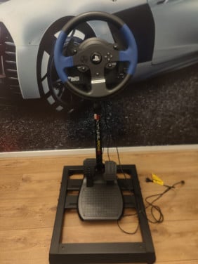 Next Level Racing stand+Trustmaster 150
