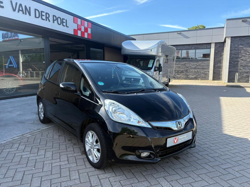 Honda Jazz 1.4 hybrid business mode