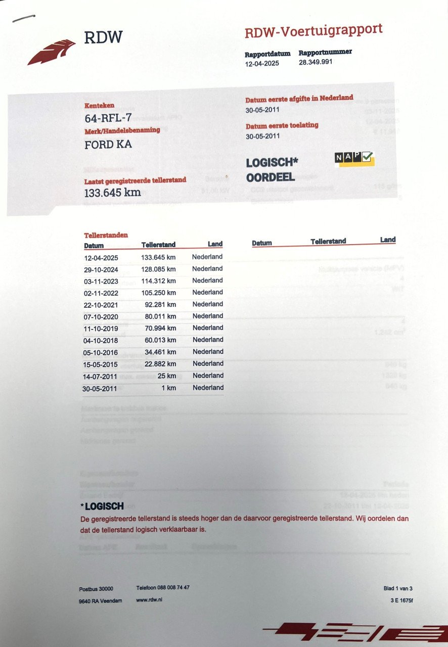 Ford Ka Titanium Parelmoer bouwj. 5-2011 met NAP logisch