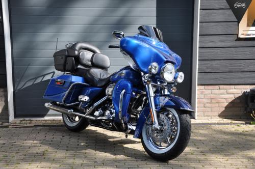 Harley Davidson Electra Glide Classic Ultra CVO 110 FLHTCUSE