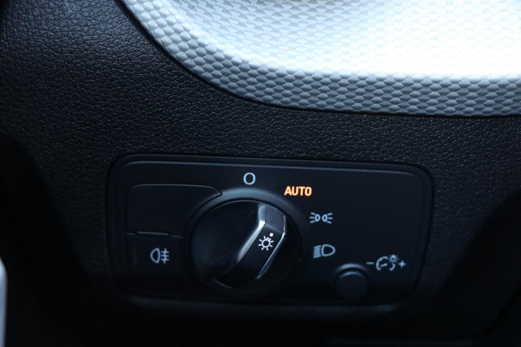Audi Q2 35 tfsi advanced edition s-line 150pk s-tronic