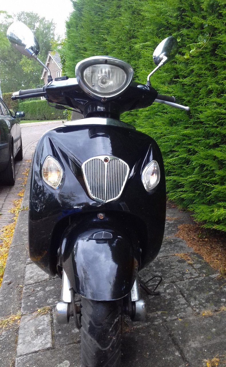 ZNEN retro scooter 2008 50cc blauw kenteken snorfiets