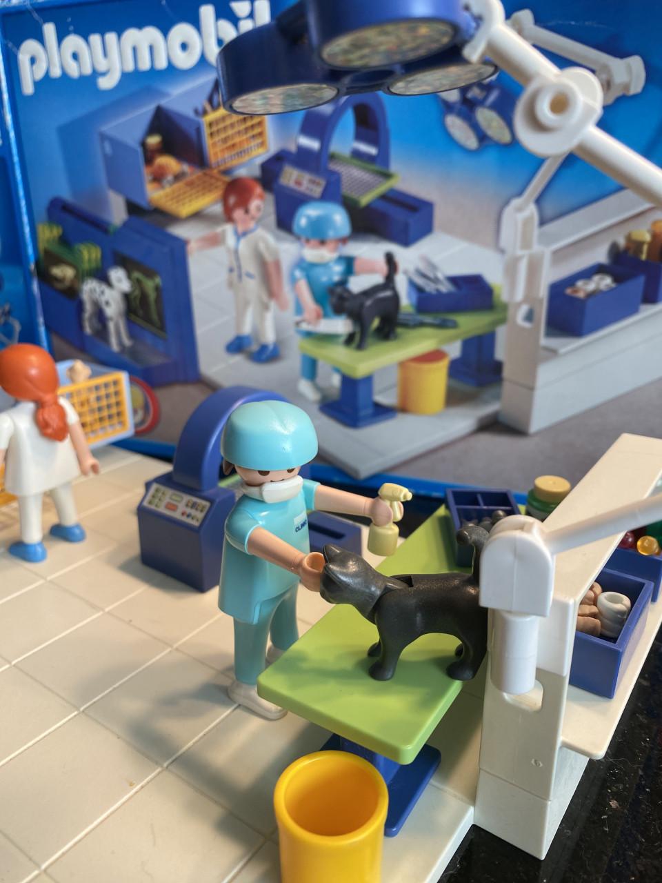 Playmobil dierenkliniek 4346