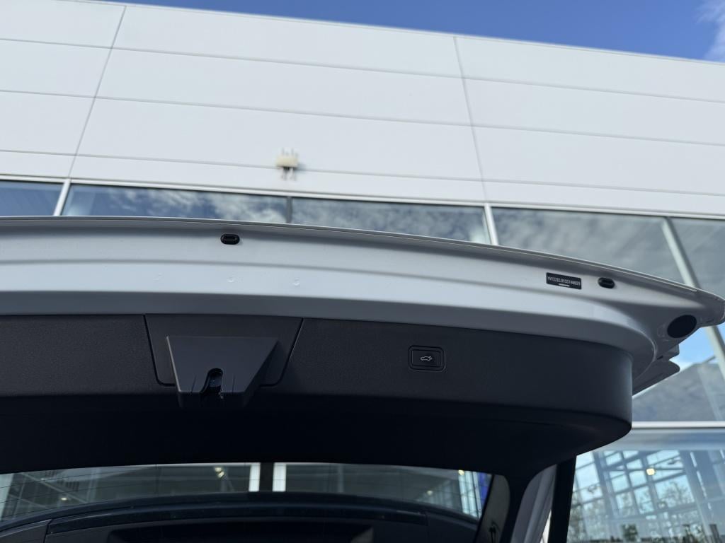 Volvo Ex30 extended plus 272pk/69kwh| adap.cruise| h&k sound| camera