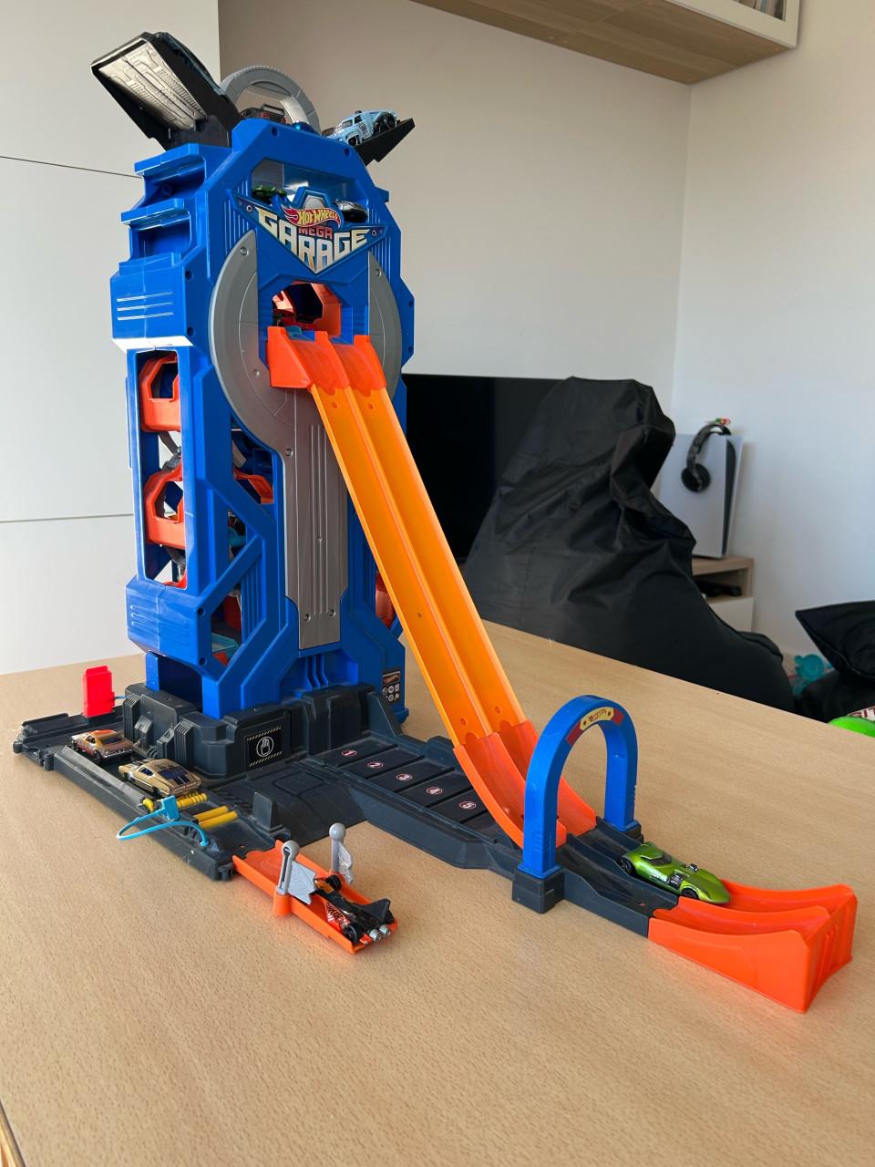 Hot Wheels grote garage inclusief auto's