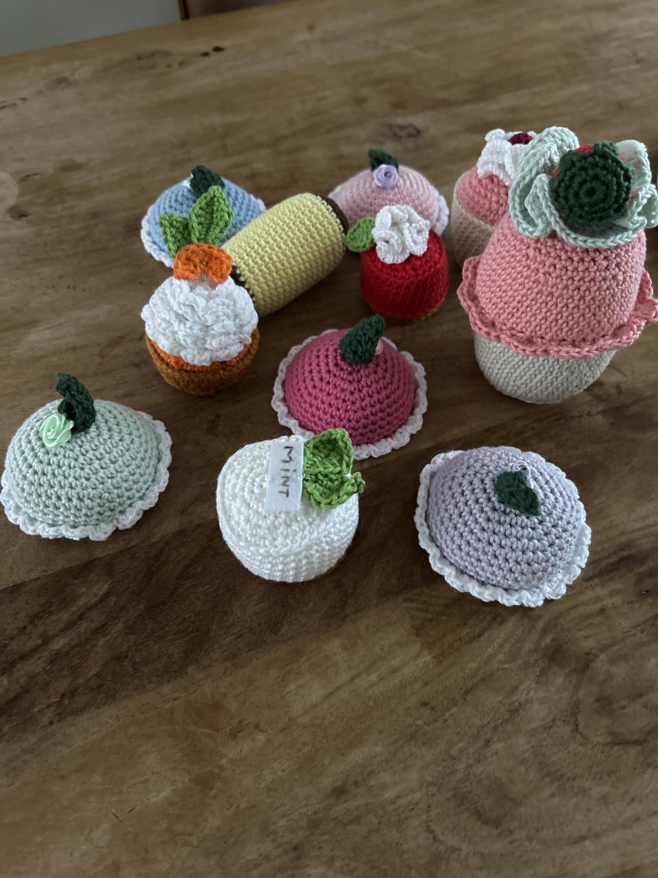 Gehaakte gebakjes