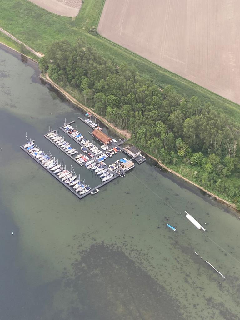 Ligplaatsen te huur direct aan het Veerse Meer