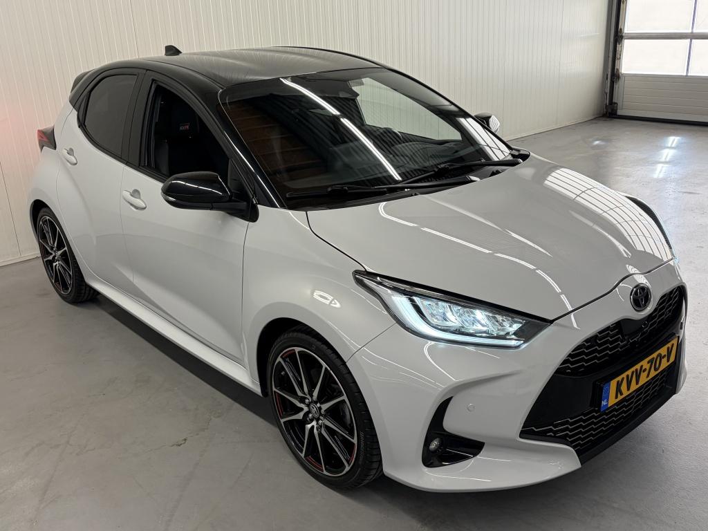 Toyota Yaris 1.5 hyb. gr sport