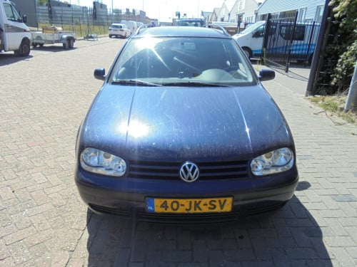 Golf station 1.6-16V ZO MEENEEM Auto ,Auto rijd en schakeld 100% € 595