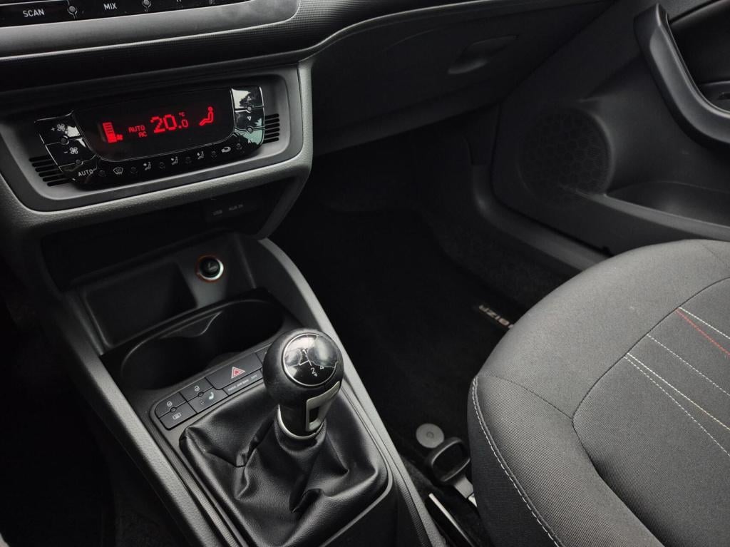 Seat Ibiza 1.2 tsi copa / 5- deurs / airco / cruisecontrol / stoelverwarmin