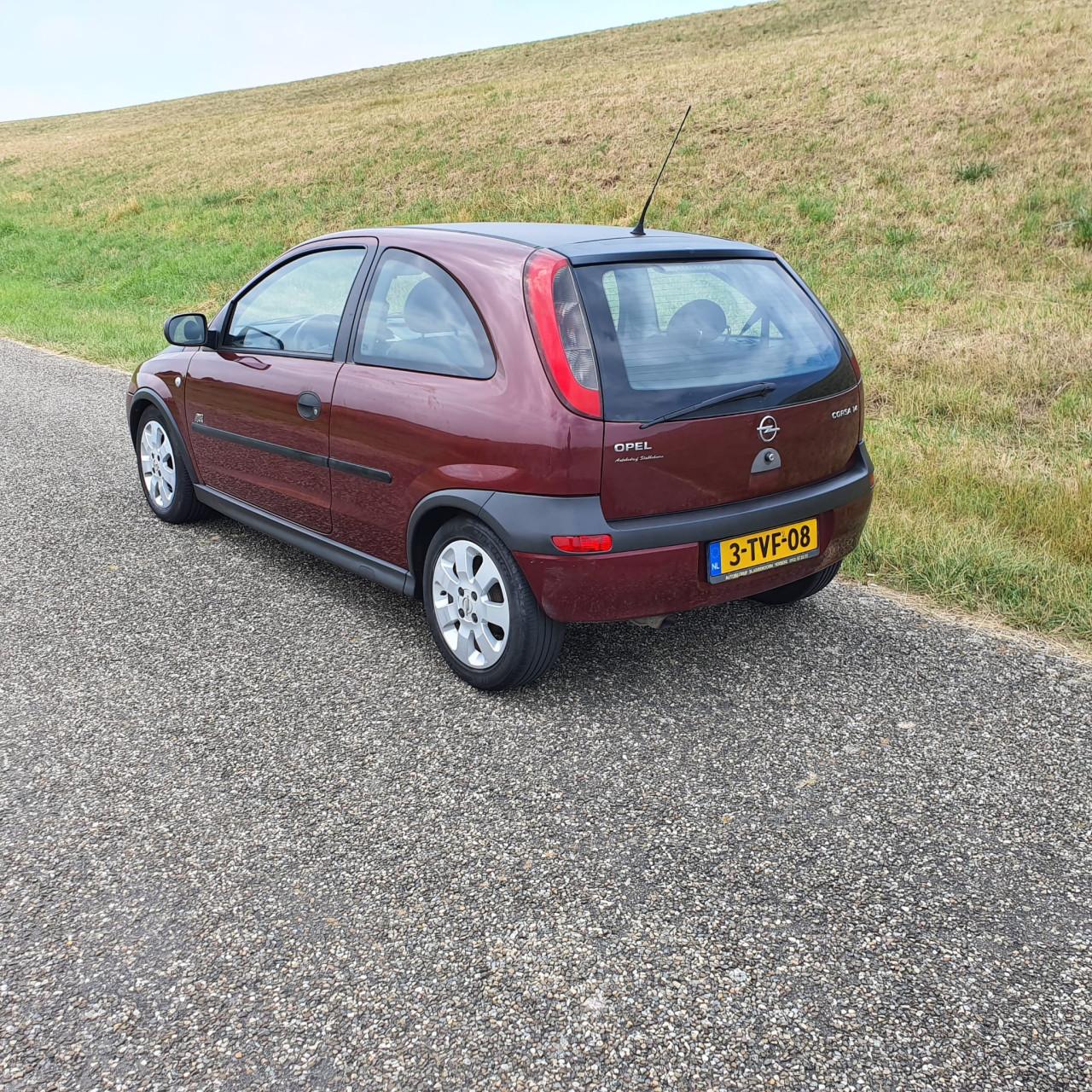 Opel Corsa 1.4 16V Sport