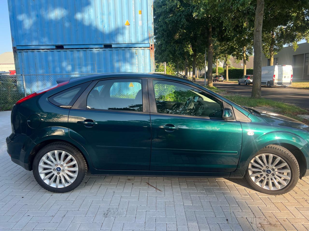 Ford Focus 1.6-16V Trend 153.043km