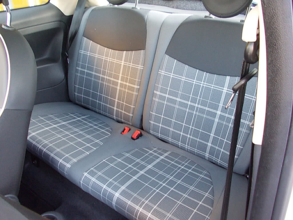 Fiat 500 0.9 twin-air lounge 80pk airco, pano.dak pdc