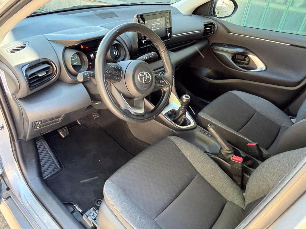 Toyota Yaris 1.5 vvt-i 125pk dynamic| navi| camera|nl auto| unieke km stand