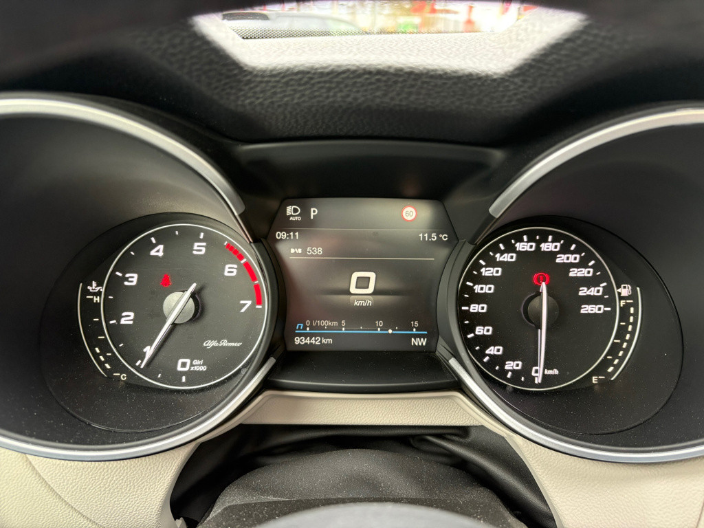 Alfa Romeo Stelvio 2.0 t awd veloce