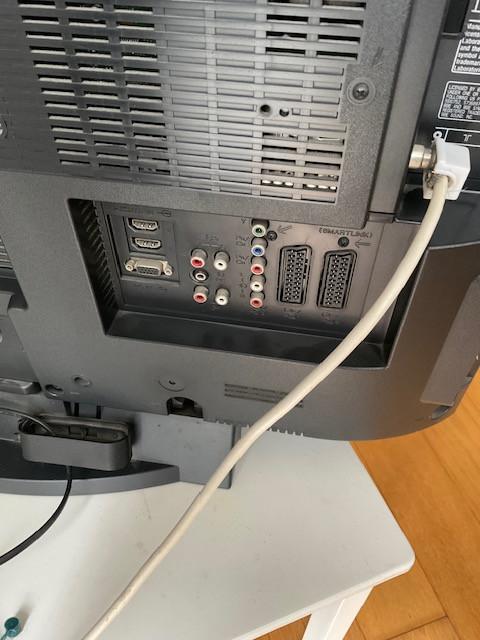 Sony Bravia + JVC video/cd speler + videobanden