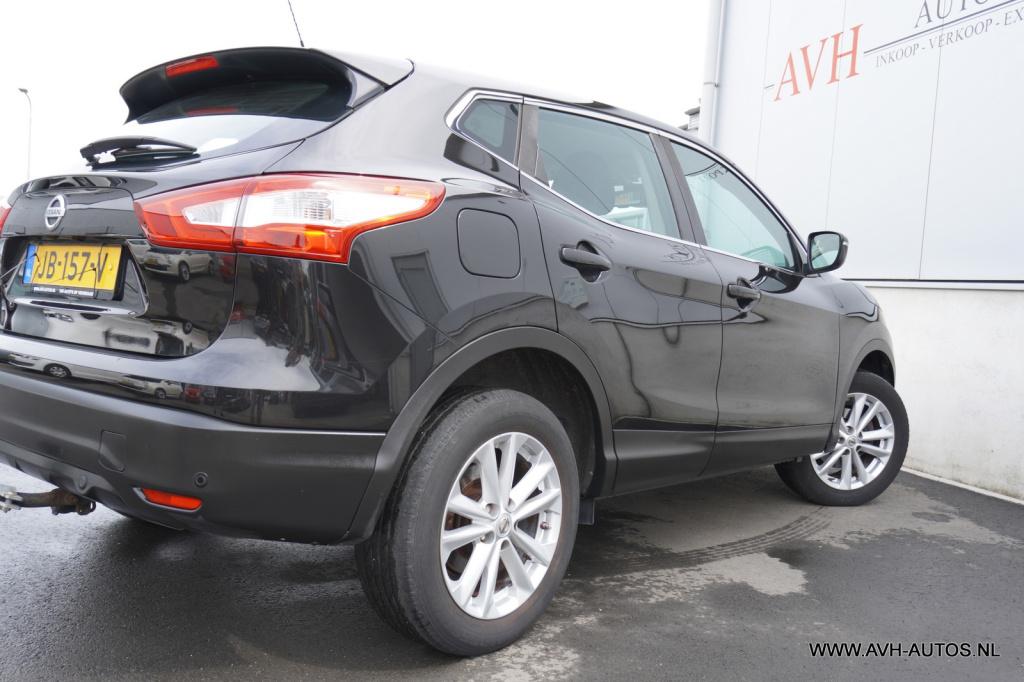 Nissan Qashqai 1.2 connect edition
