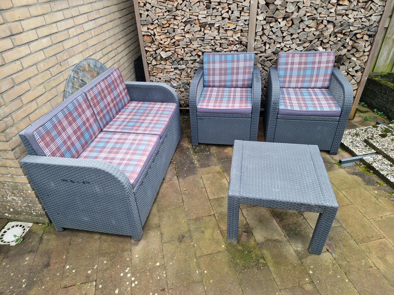 Tuinsetje, gratis gereserveerd