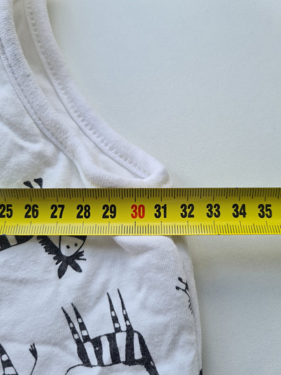2X slaapzakken wit / zwart en pastelkleuren Nightwear  Maat 86-110 samen €5