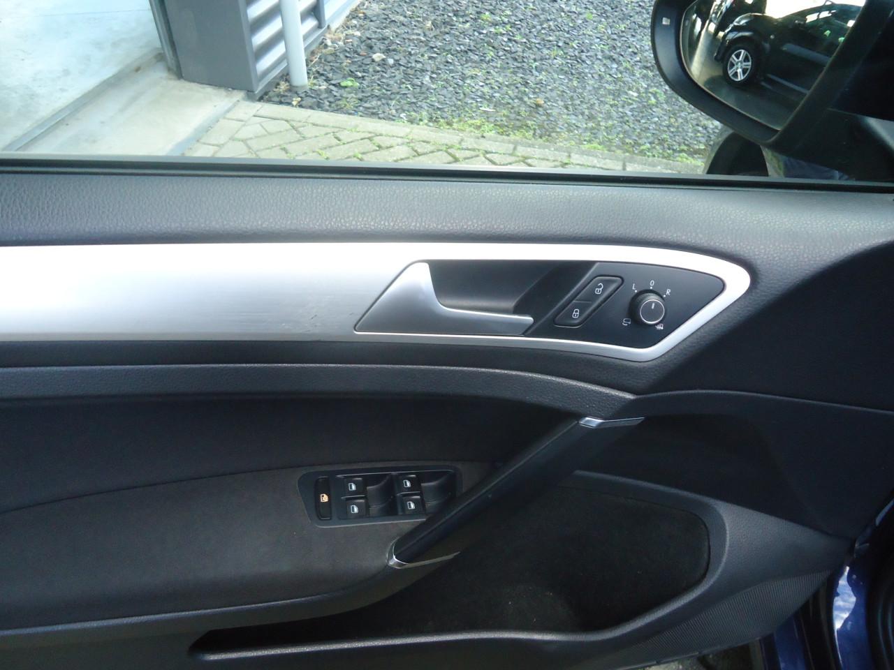 VOLKSWAGEN GOLF 1.2 5DRS HIHGELINE CUP