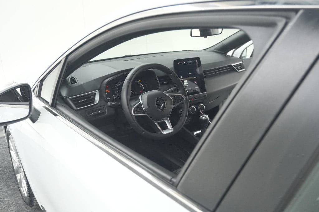 Renault Clio tce 90 techno | camera | 9.3 inch scherm | apple carplay | par