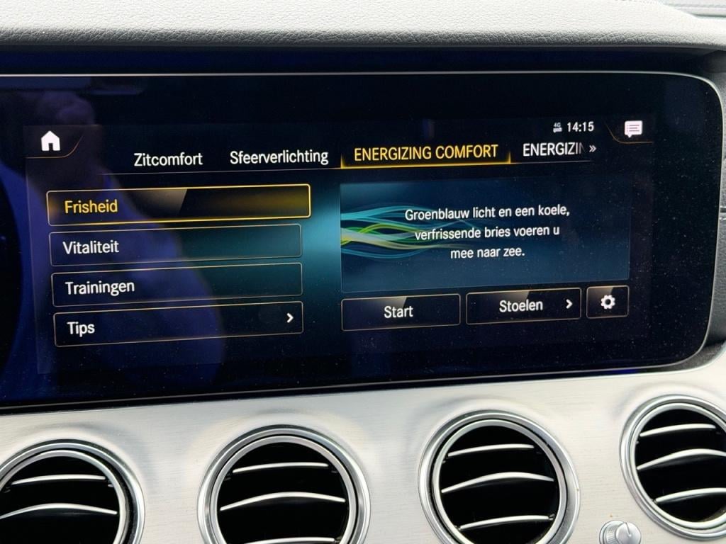 Mercedes-Benz E-Klasse 200 business solution amg l panoramadak l burmester 