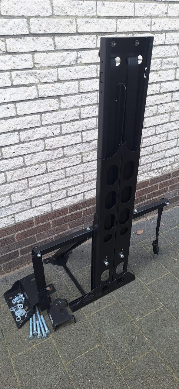 Nieuwe gordelbok voor Ducato met 3-puntsgordel en certificaat