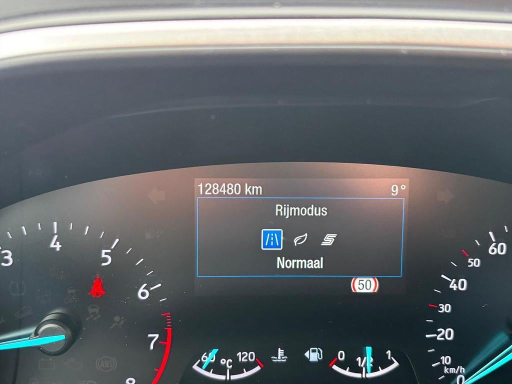 Ford Focus wagon 1.0 ecoboost 125pk business edition, winterpakket, led lam