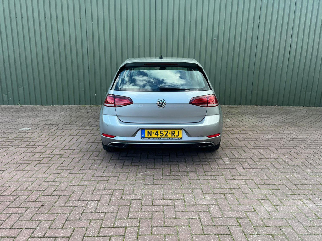 Volkswagen E-golf e-golf 136pk, virtual cockpit, apple carplay, navigatie