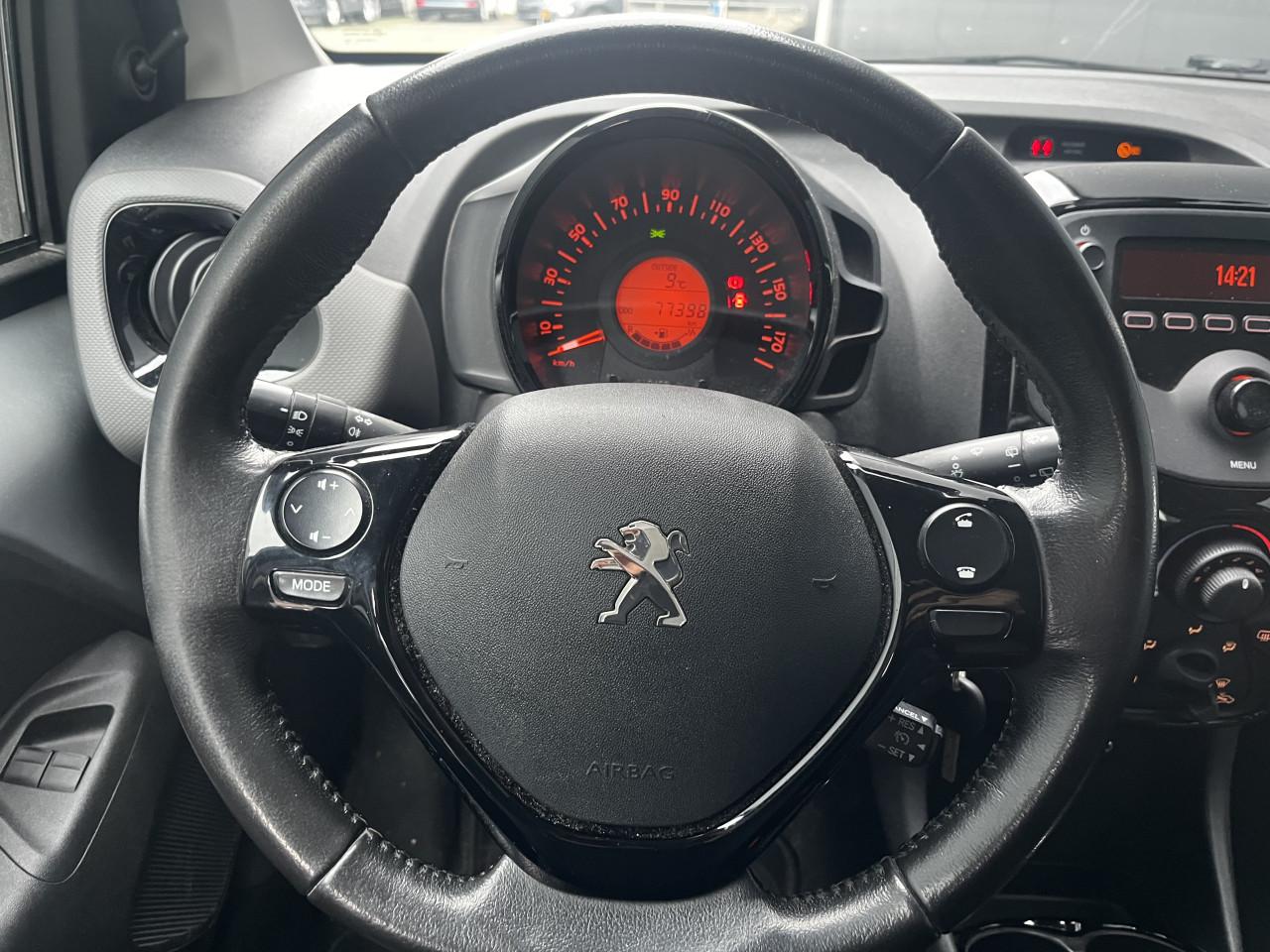 Peugeot 108 1.0 e-VTi Blue STYLE Executive