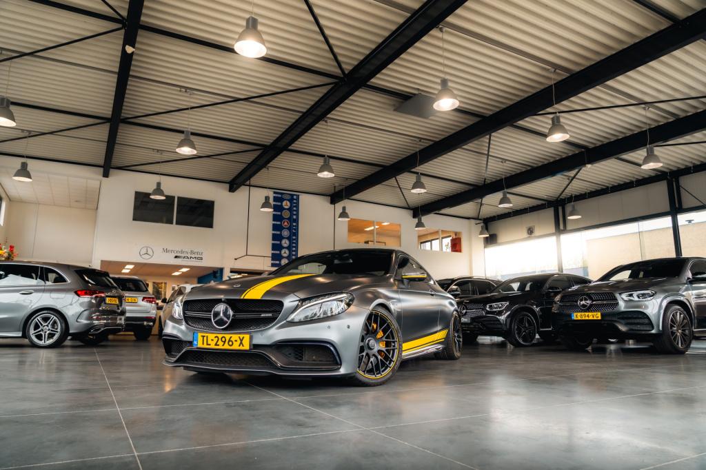 Mercedes-Benz Glc 300e 4matic amg line l techniek pakket l luchtvering l pa