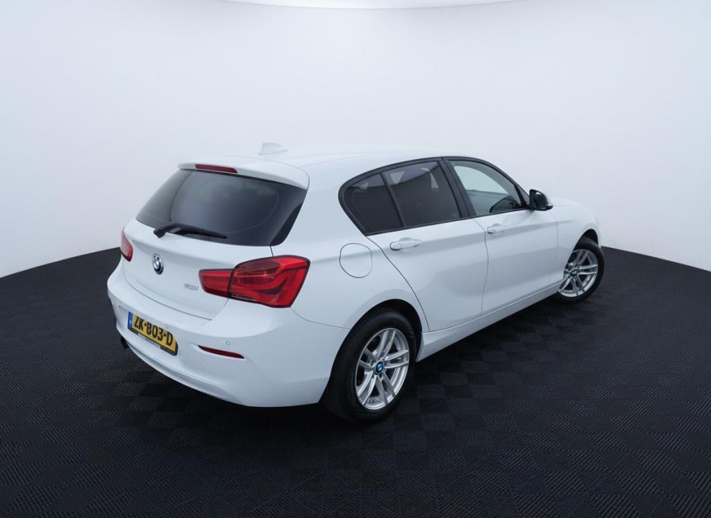 BMW 1 Serie 118i essential