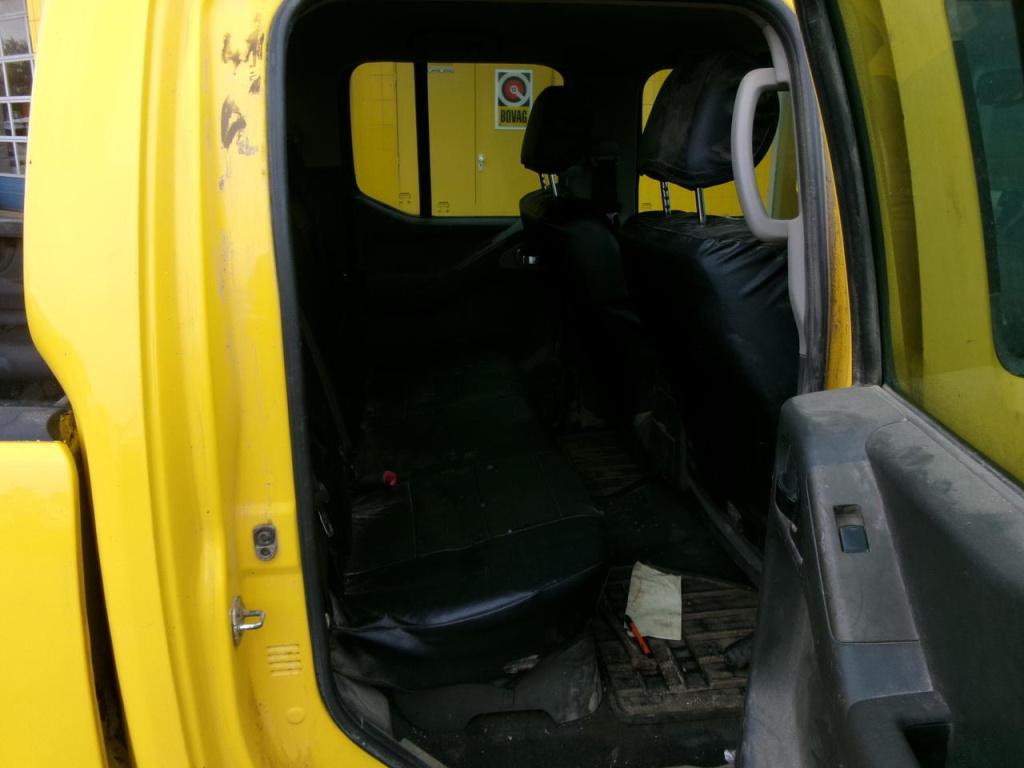 Nissan Navara 2.5 dci dubb.cab. (lees tekst!!)