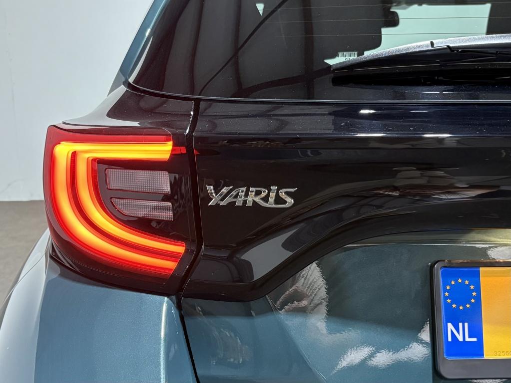 Toyota Yaris 1.5 hybrid 115 dynamic | pack comfort |
