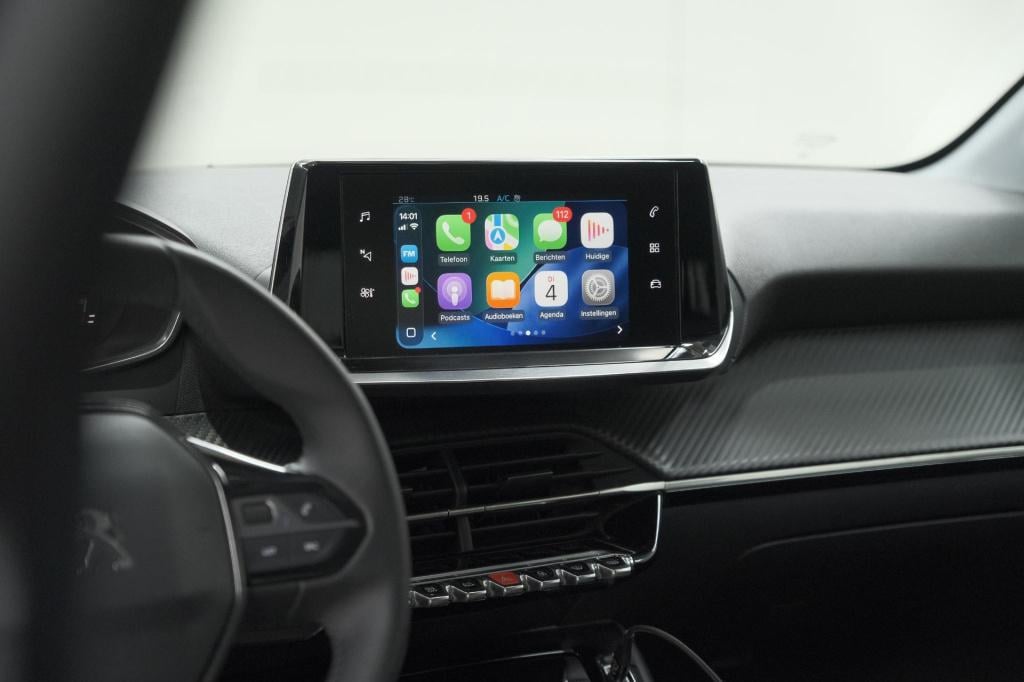 Peugeot 208 puretech 100 allure | navigatie | parkeersensoren | apple carpl