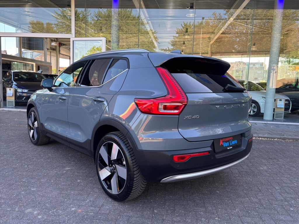 Volvo XC40 t4 plug-in hybrid 211pk aut core bright 20lm velgen| carplay|rij