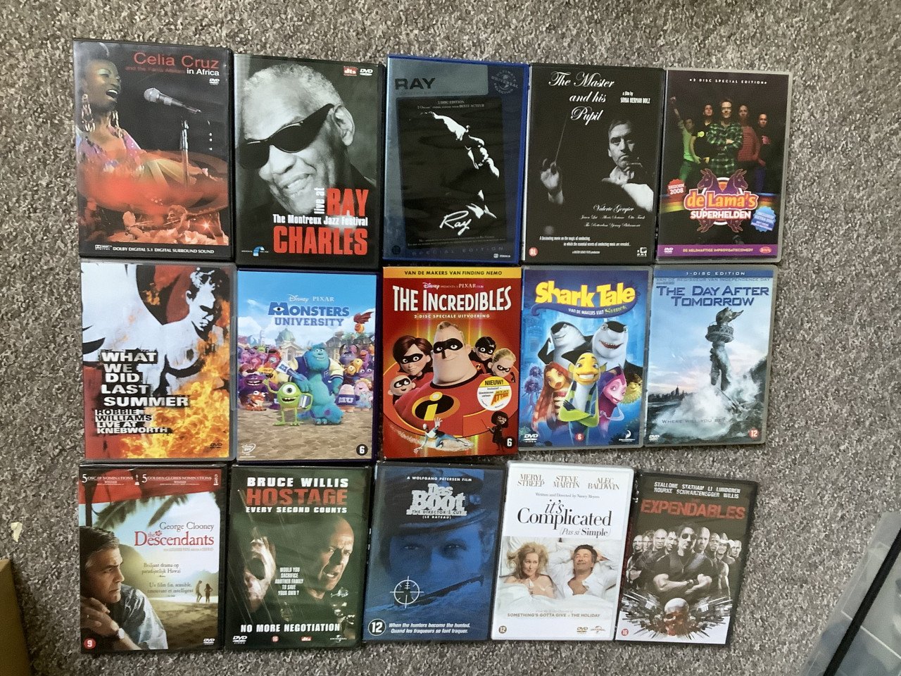 Opruimen: Stapeltje DVD’s, Muziek-actie-animatie-komedie. Alles voor 7,50€