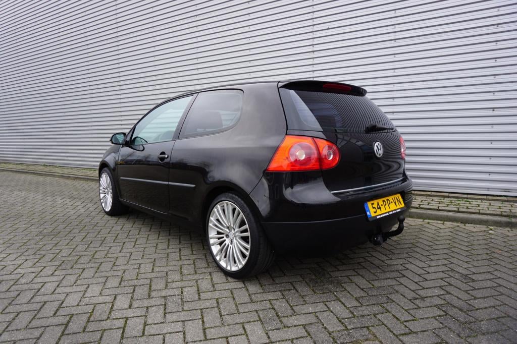 Volkswagen Golf 1.6 fsi comfortline climate / cruise / elektr. ramen / lm v