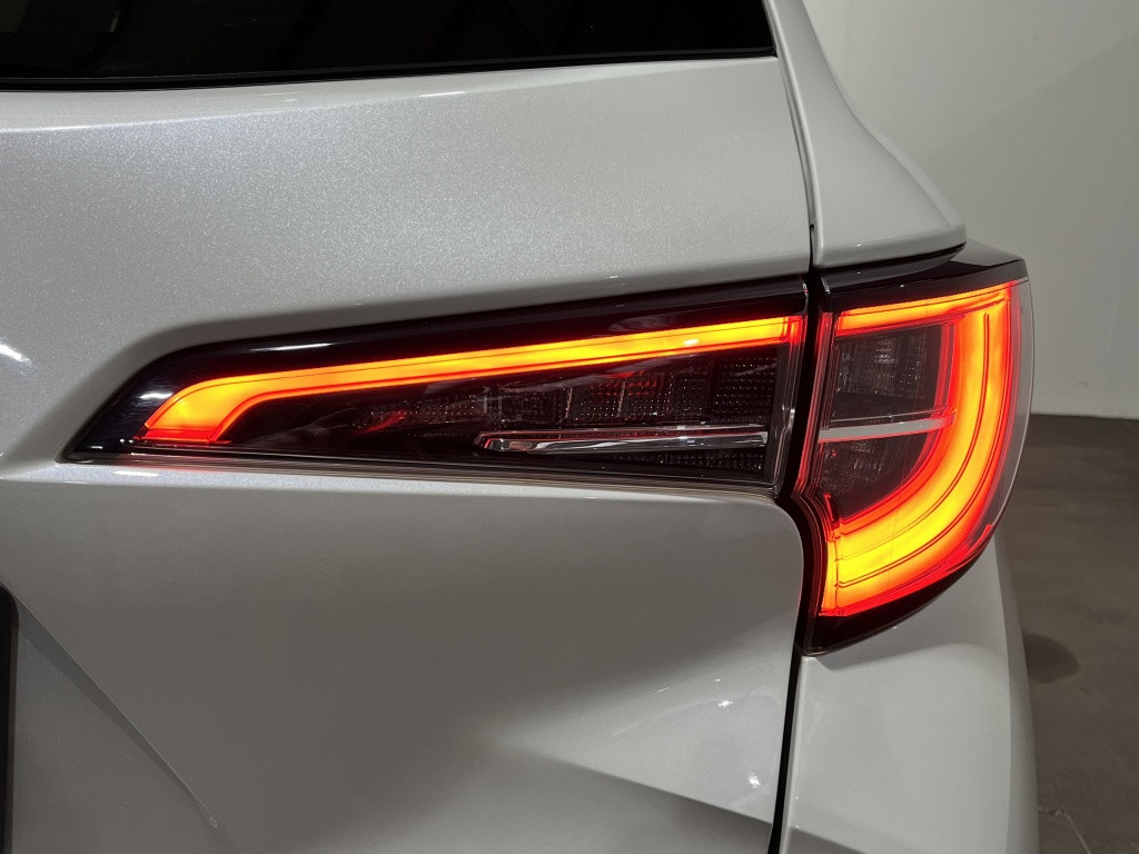 Toyota Corolla Touring Sports 2.0 hybrid executive | navi | bsm | camera |