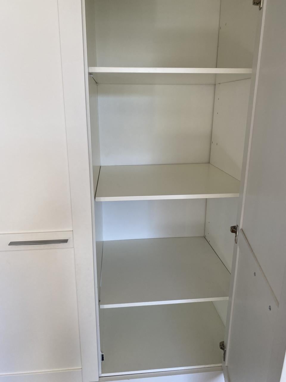 Kledingkast voor kinderkamer