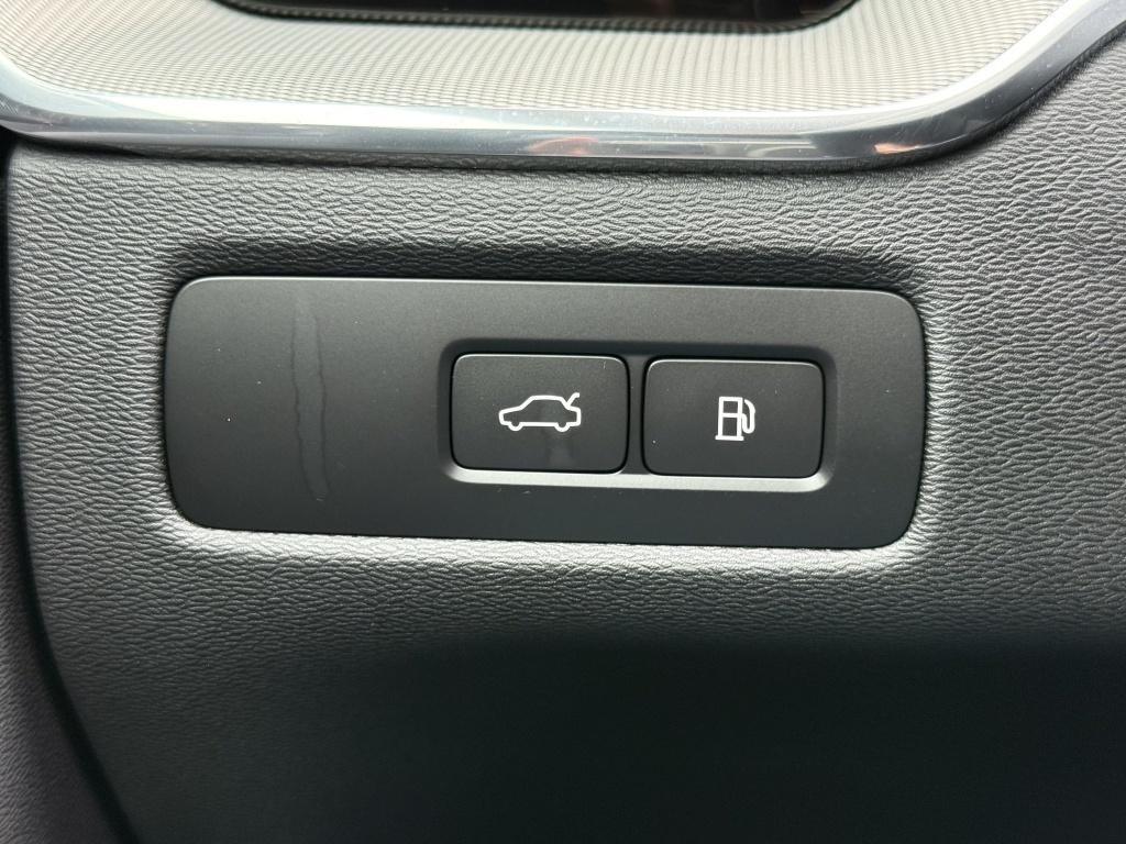 Volvo XC60 t6 398pk recharge ultra dark| panodak| 360camera| adap.cruise| a