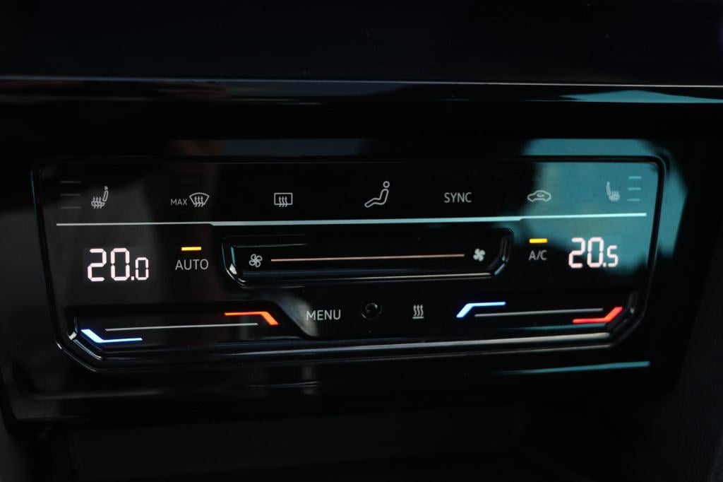 Volkswagen Passat variant 1.4 tsi phev gte business 218pk dsg6