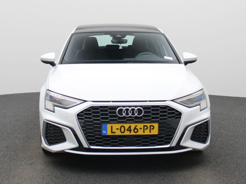 Audi A3 sportback 35 tfsi s edition | automaat | stoelverwarming | panorama