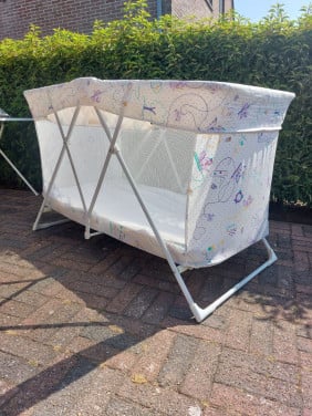 GRATIS op te halen, Campingbed baby opvouwbaar