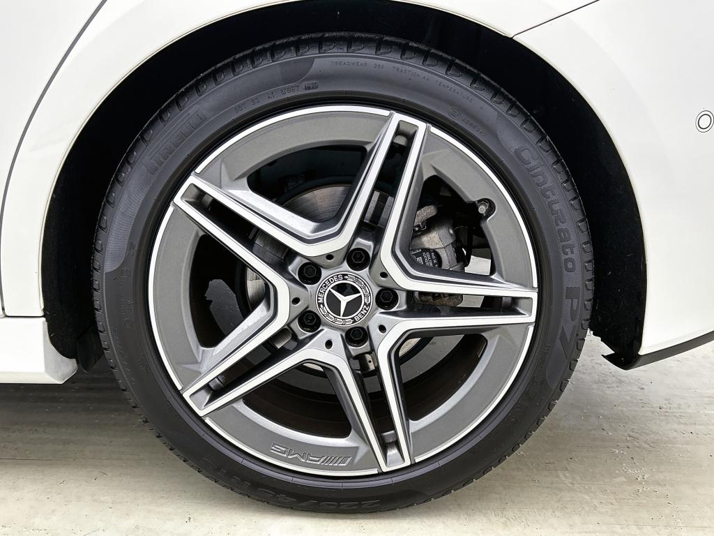 Mercedes-Benz B-Klasse 180 business solution amg | stoelverwarming | amg li